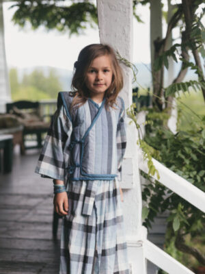 136 Childrens’ Kimono & Vests 136 Childrens’ Kimono & Vests