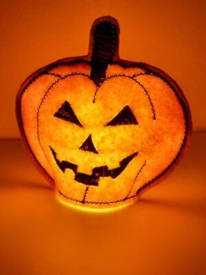 Halloween Pumpkin Led Candle Embroidery in the hoop
