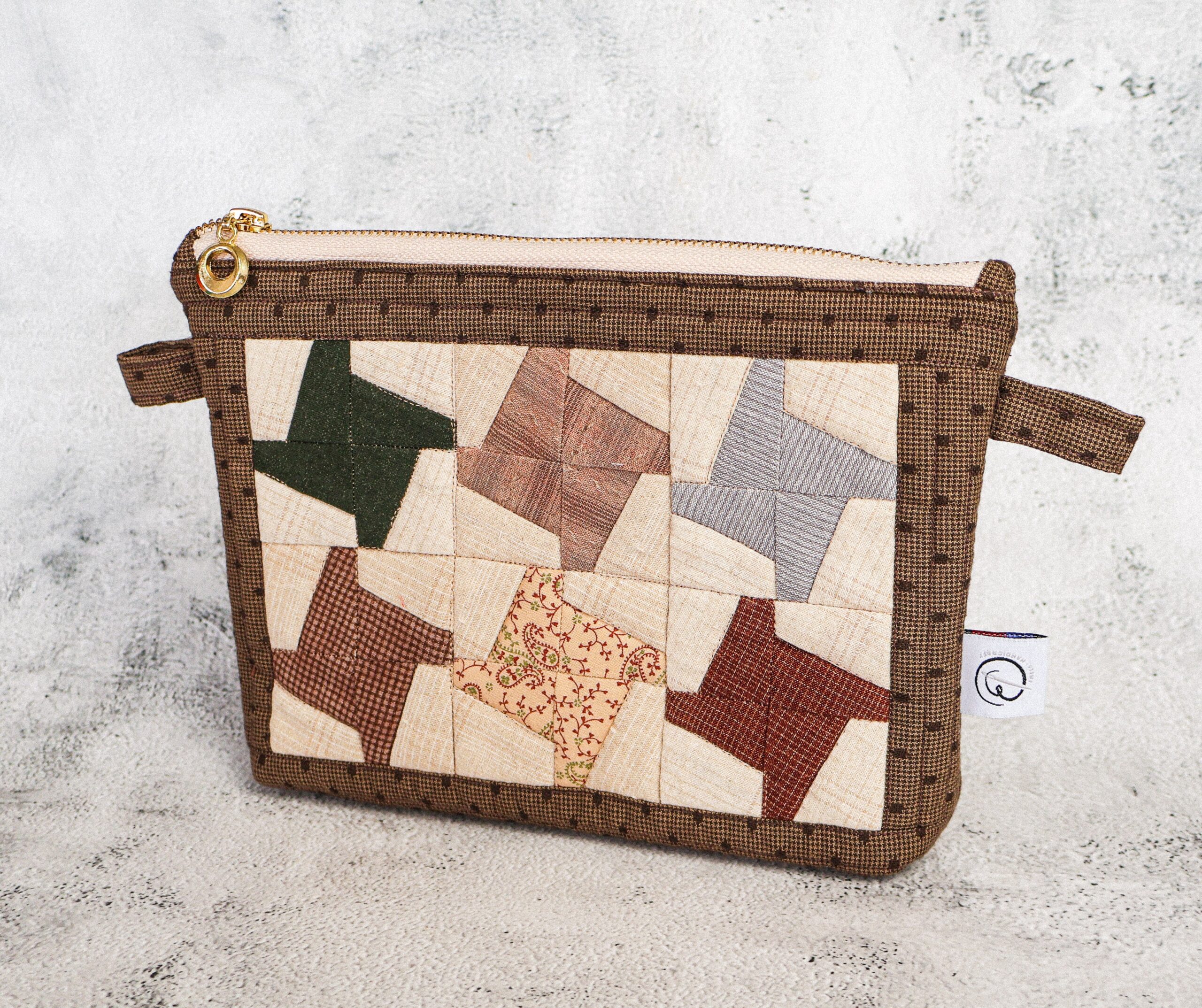 Windmill patchwork pouch pattern