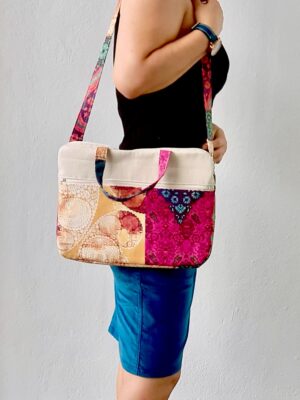 Laptop Bag Pattern/ 3 sizes, 11″,13″ and 15″/ with 6 pockets. Laptop Bag Pattern/ 3 sizes, 11″,13″ and 15″/ with 6 pockets.