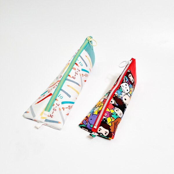 Triangle Pencil Case Pattern with 2 different size Triangle Pencil Case Pattern with 2 different size