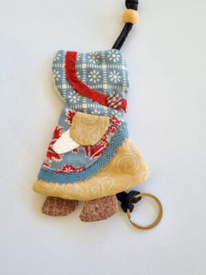 Sunbonnet SUE key holder/ FREE pattern
