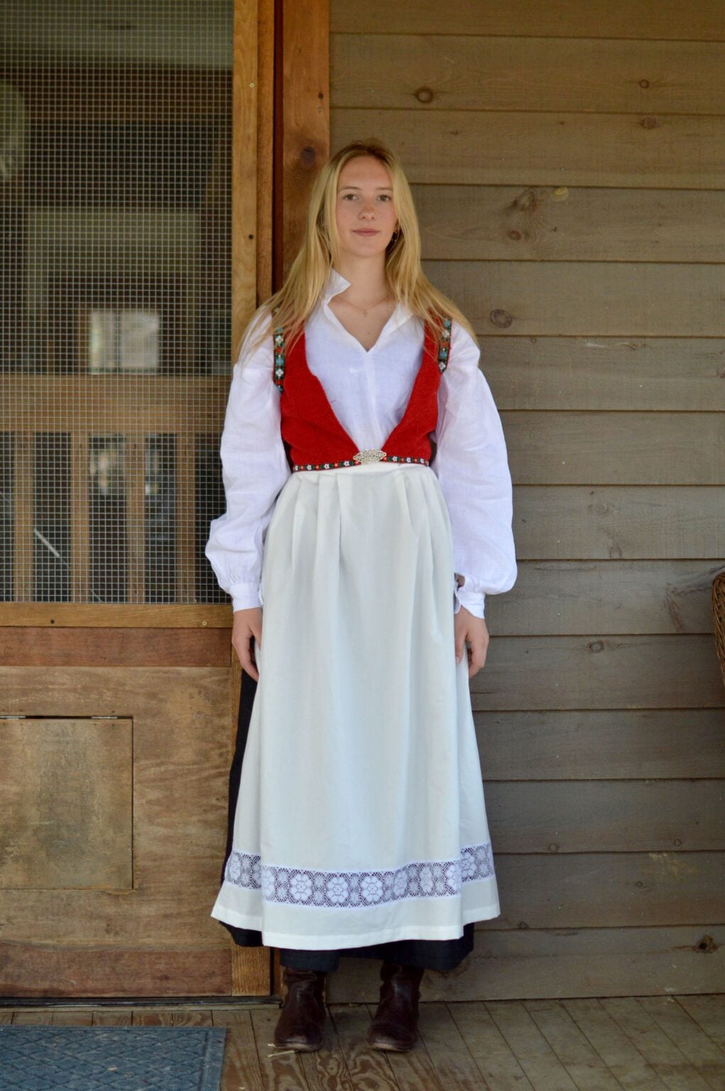 147 Norwegian Bunad