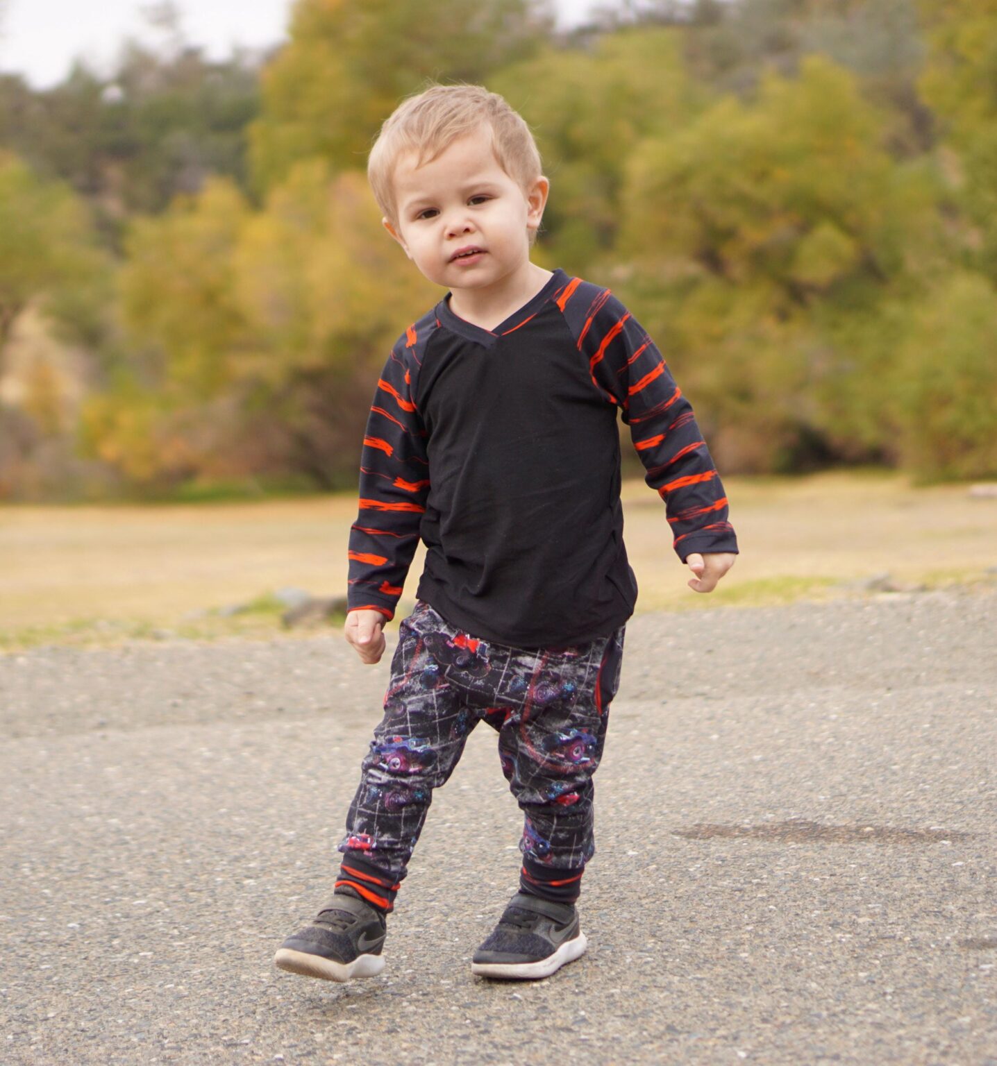Grunge Raglan T-Shirt Pattern Grunge Raglan T-Shirt Pattern