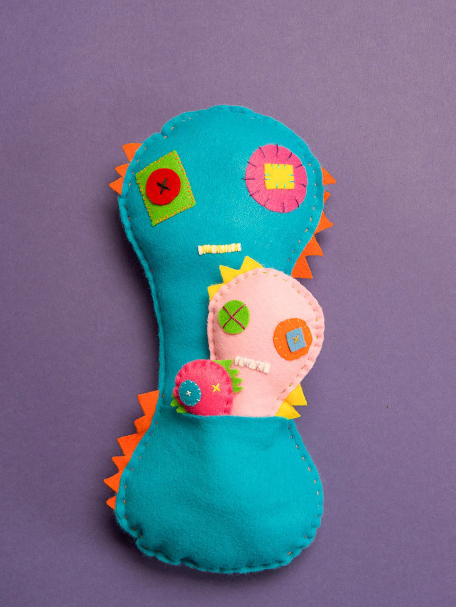 Sewing-Projects-Book-for-Kids-Felt-Toys-Softies-monster.