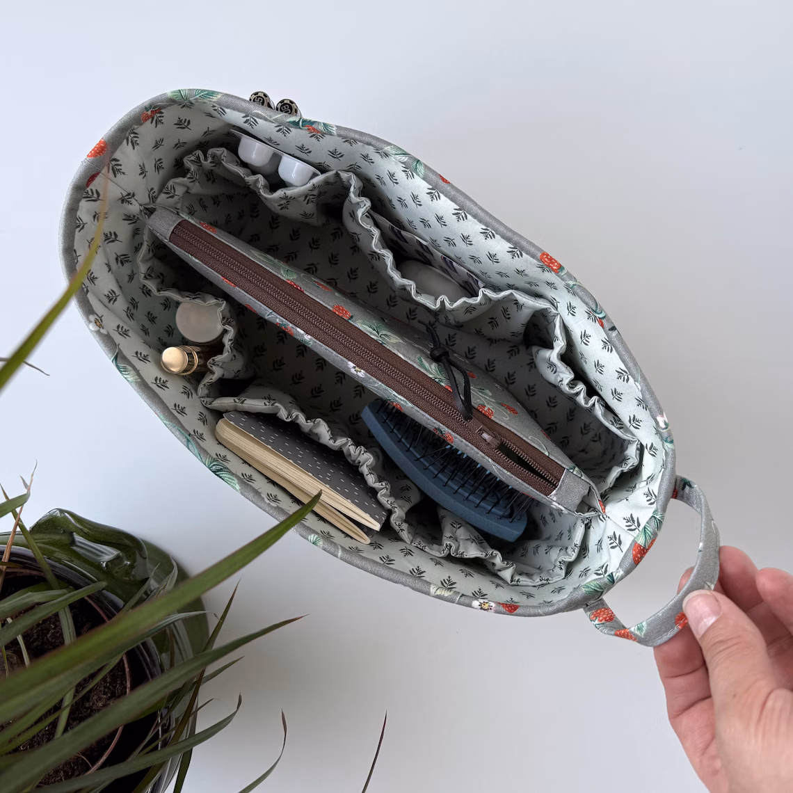 Multi Pocket Organizer