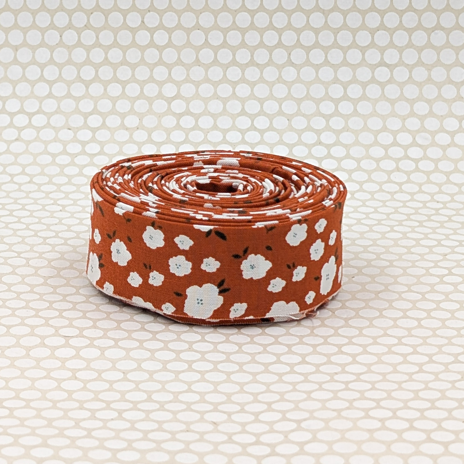 Quilt Binding Posies Red White 1 1/4" Single Fold