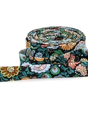Liberty of London 1/2″ Double Fold Bias Tape Begonia Black Liberty of London 1/2″ Double Fold Bias Tape Begonia Black