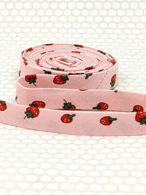 Double Fold 1/2” Bias Tape Strawberries Pink Double Fold 1/2” Bias Tape Strawberries Pink