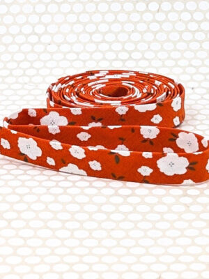 Double Fold 1/2” Bias Tape Posies Red White Double Fold 1/2” Bias Tape Posies Red White
